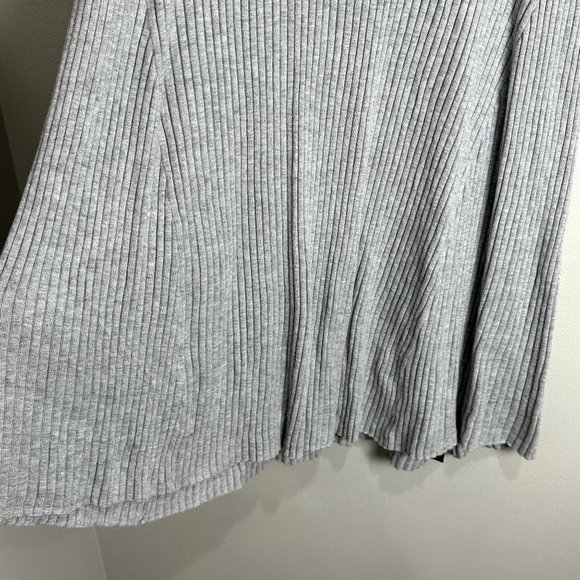ZARA Knit Womens Gray Ribbed Short Sleeve Sweater Dress Size Medium Mini Length - Picture 5 of 10